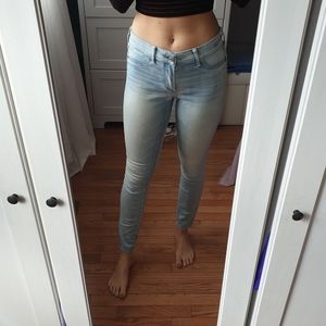 Light wash full length jeans